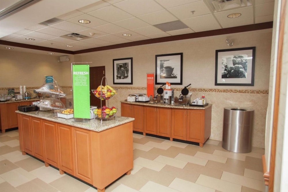 Hampton Inn By Hilton Elmira Main image
